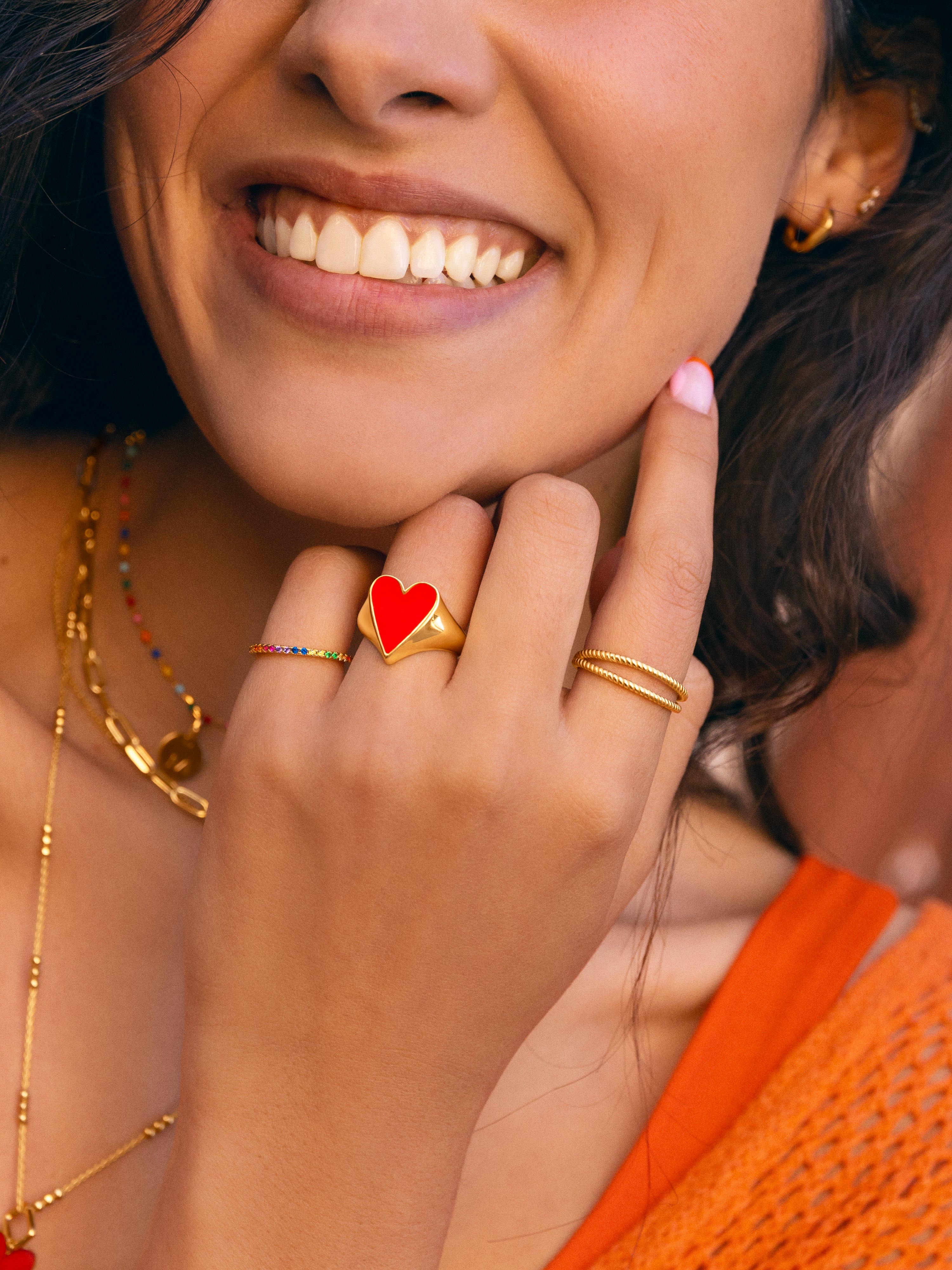 Anillo Lovely Heart Red Enamel Baño Oro