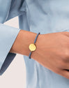 Pulsera Personalizada Moon Marea Acero Baño Oro - puesto en modelo