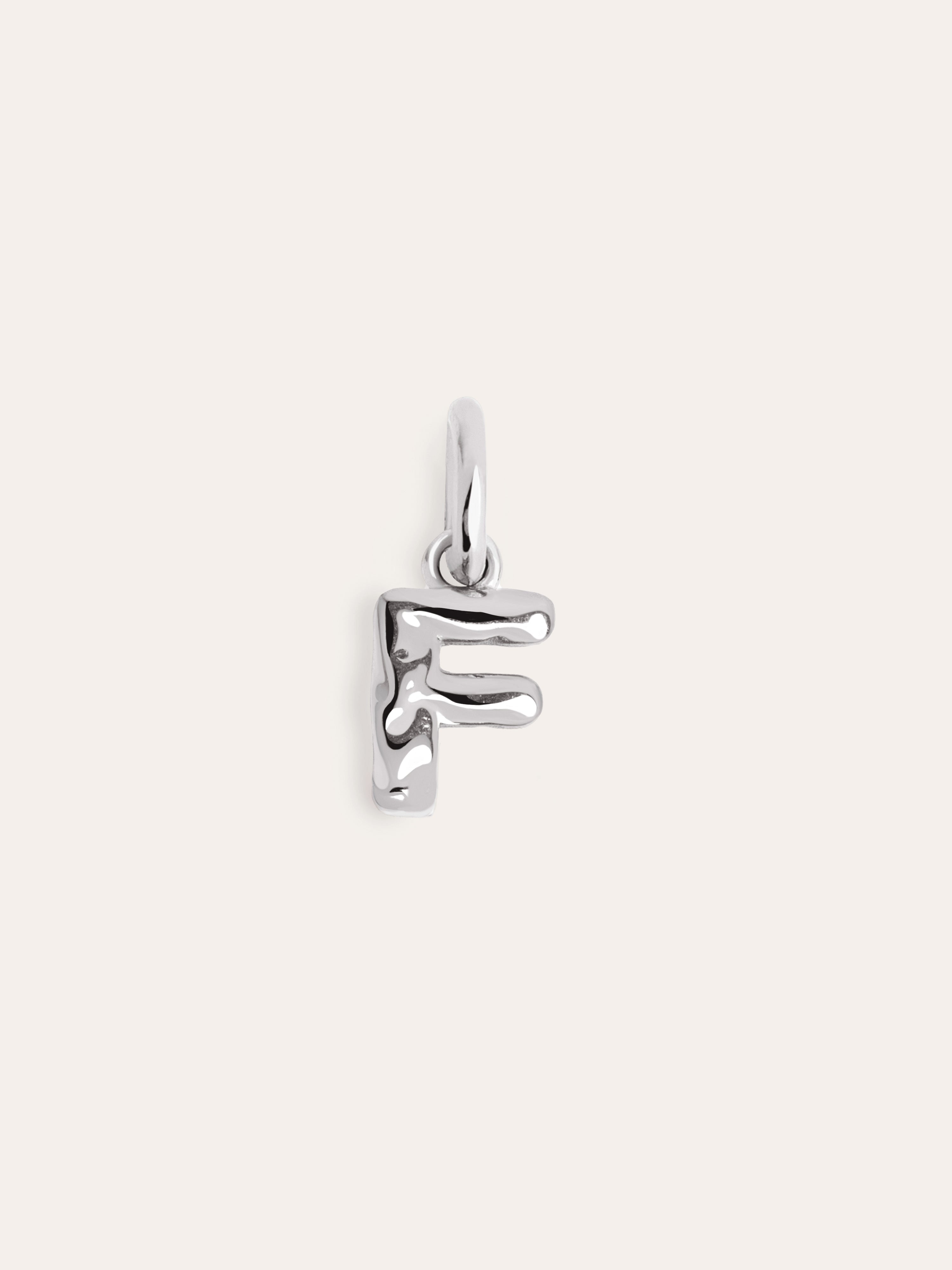 Charm Letter Organic Plata