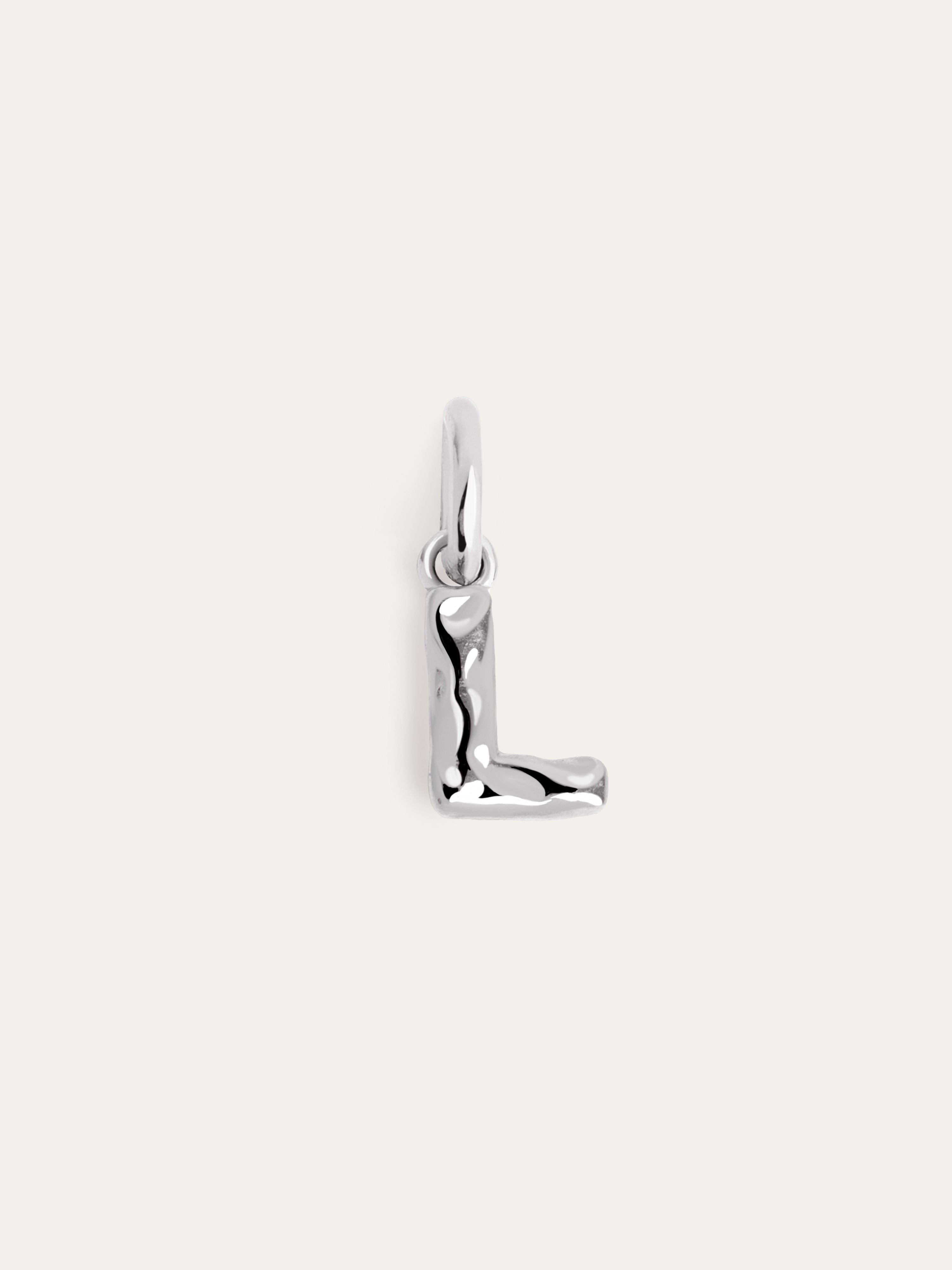 Charm Letter Organic Plata