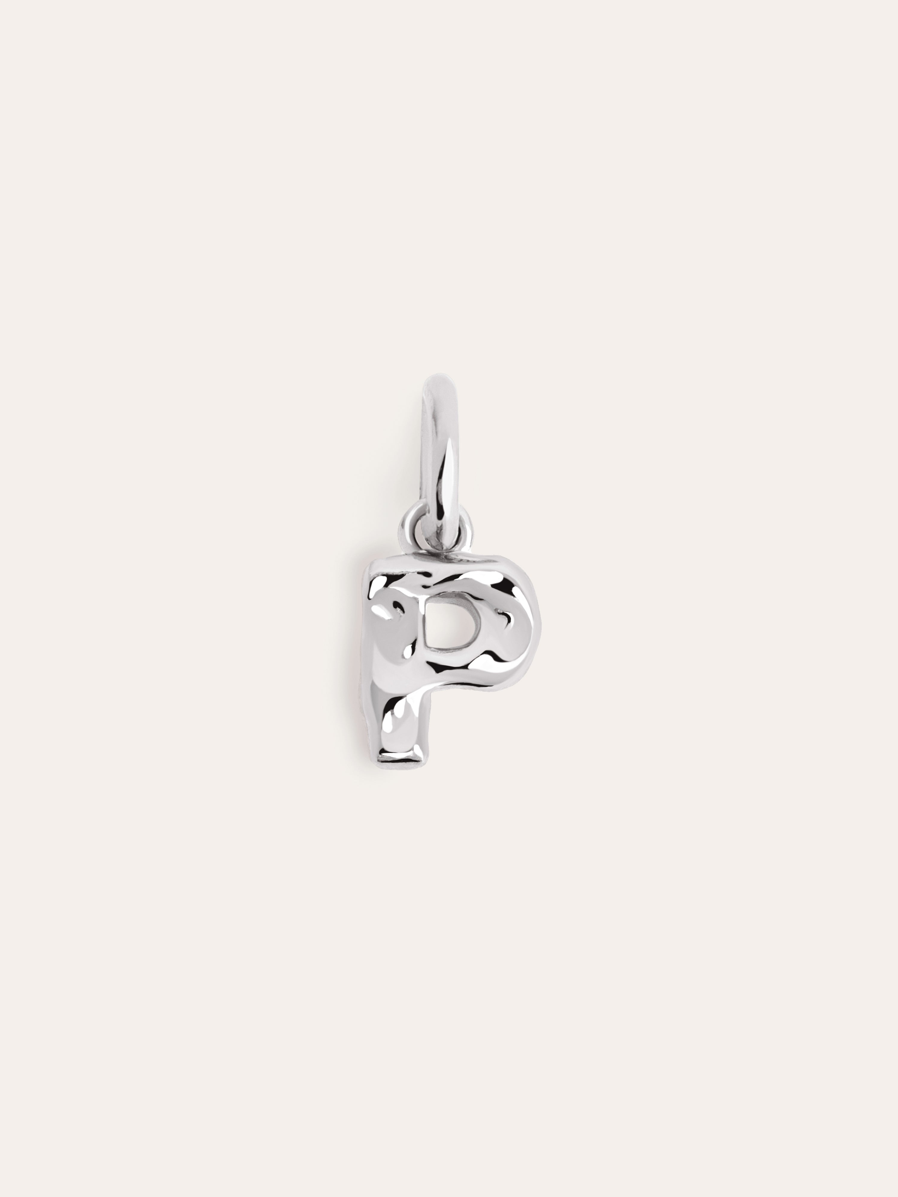 Charm Letter Organic Plata