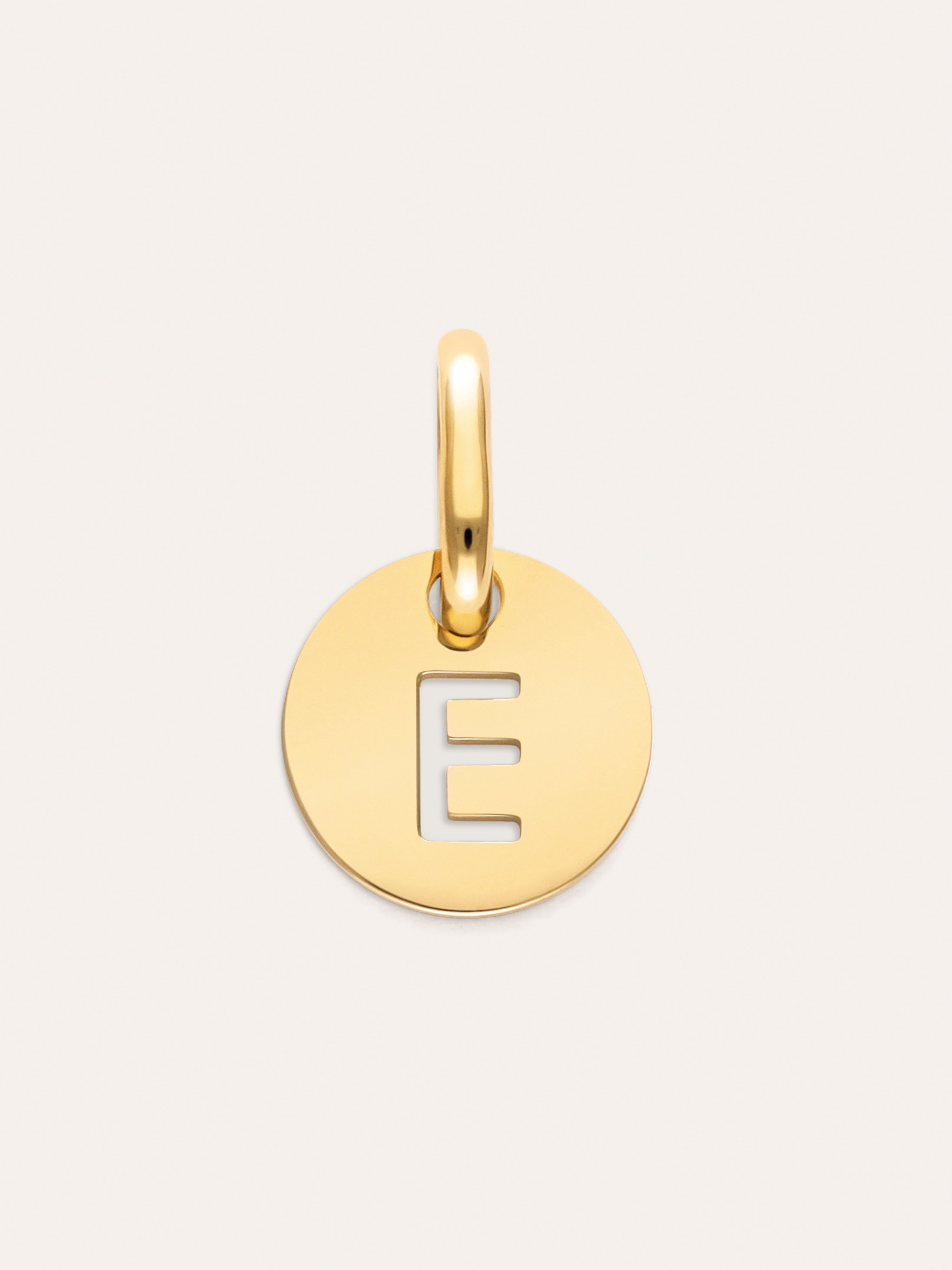 Charm Mini Medallion Letter Acero Baño Oro