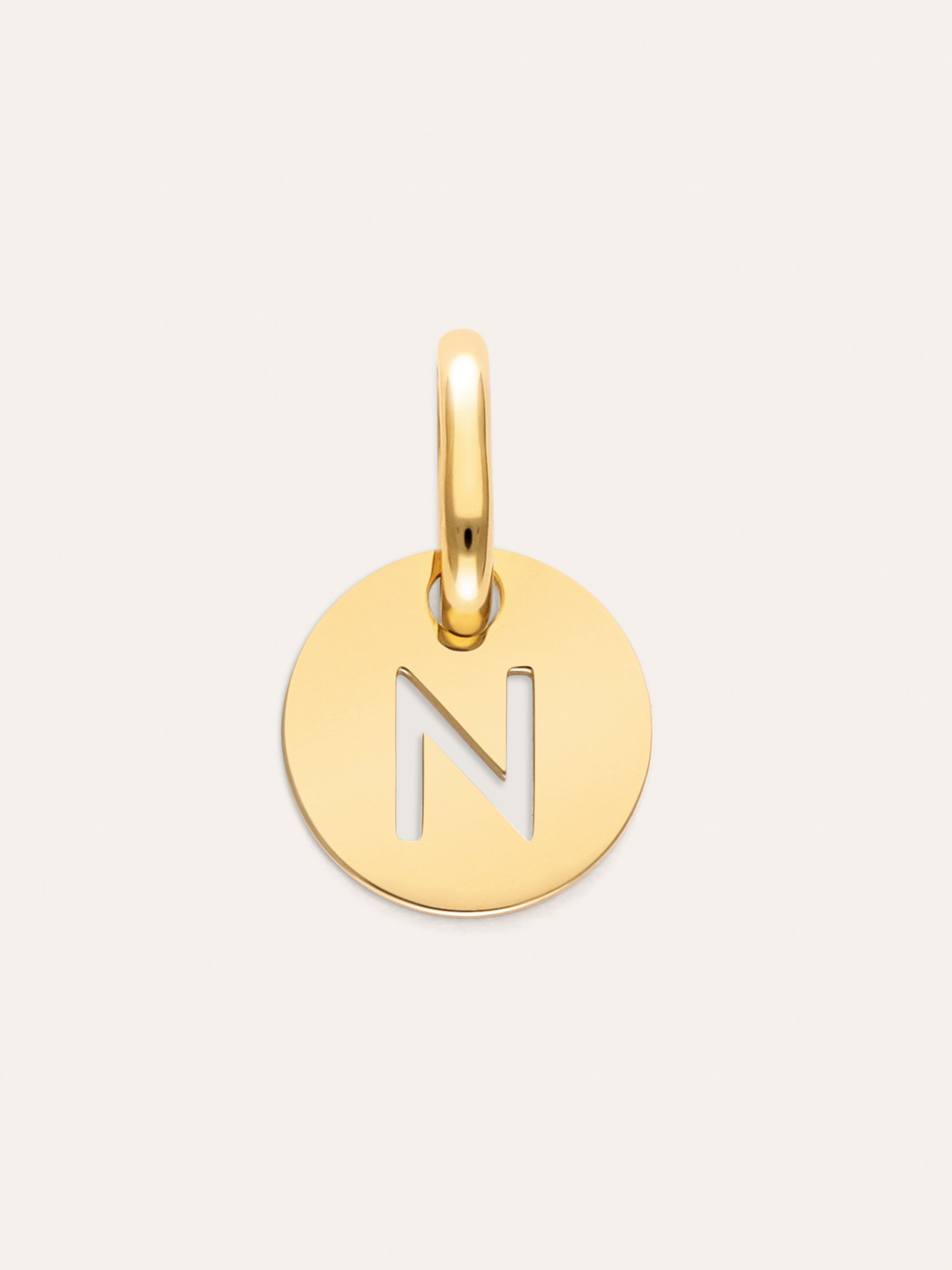 Charm Mini Medallion Letter Acero Baño Oro