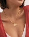 Pack Cadeau Collier Long Chic et Charm Maman Plaqué Or - puesto en modelo