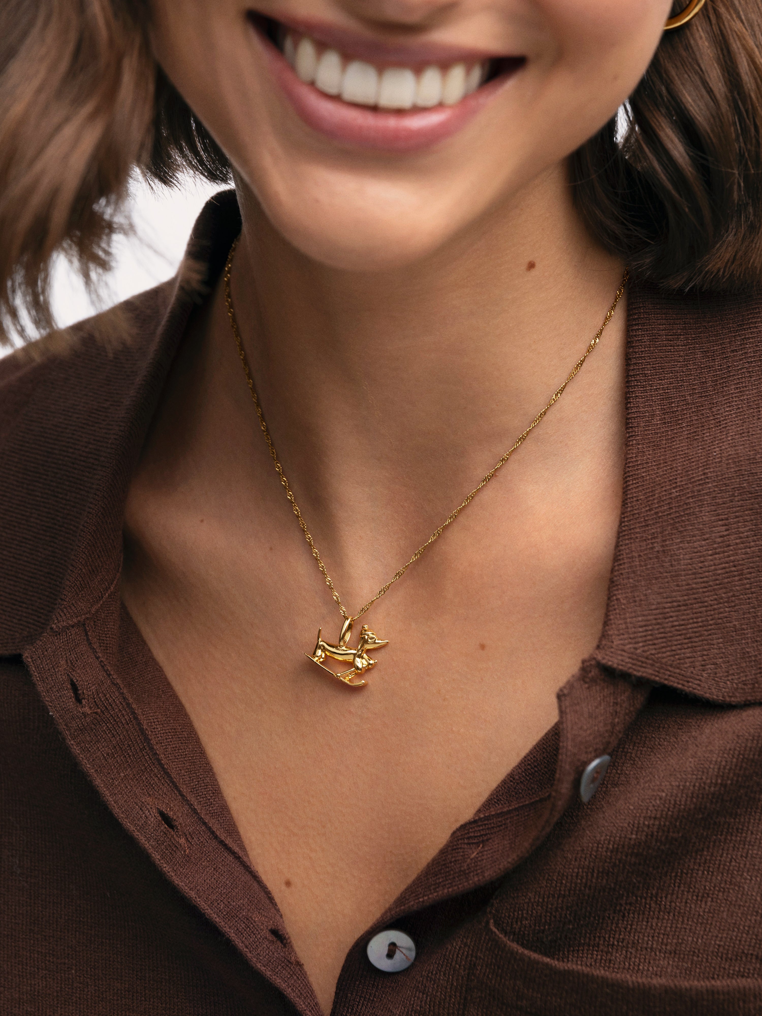 Winter Teckel Gold Charm