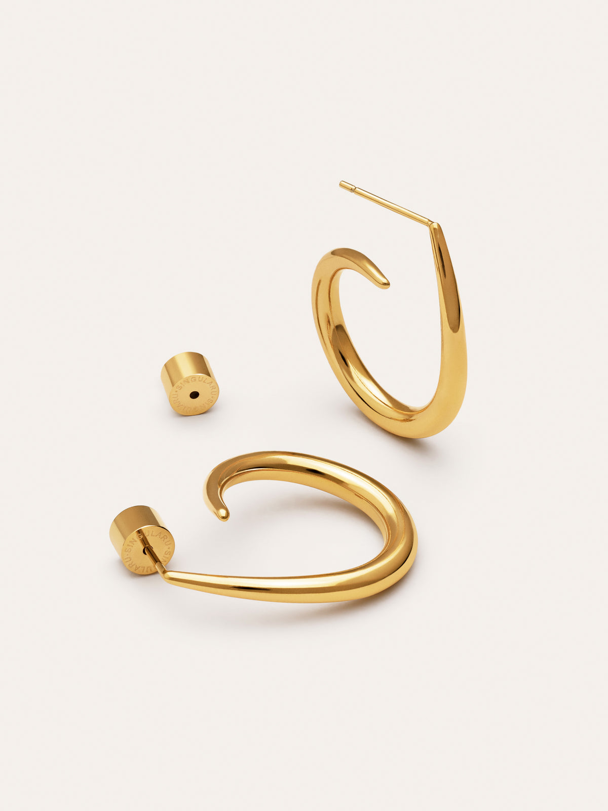 Imagen detalle de Twist Steel Gold-Plated Earrings