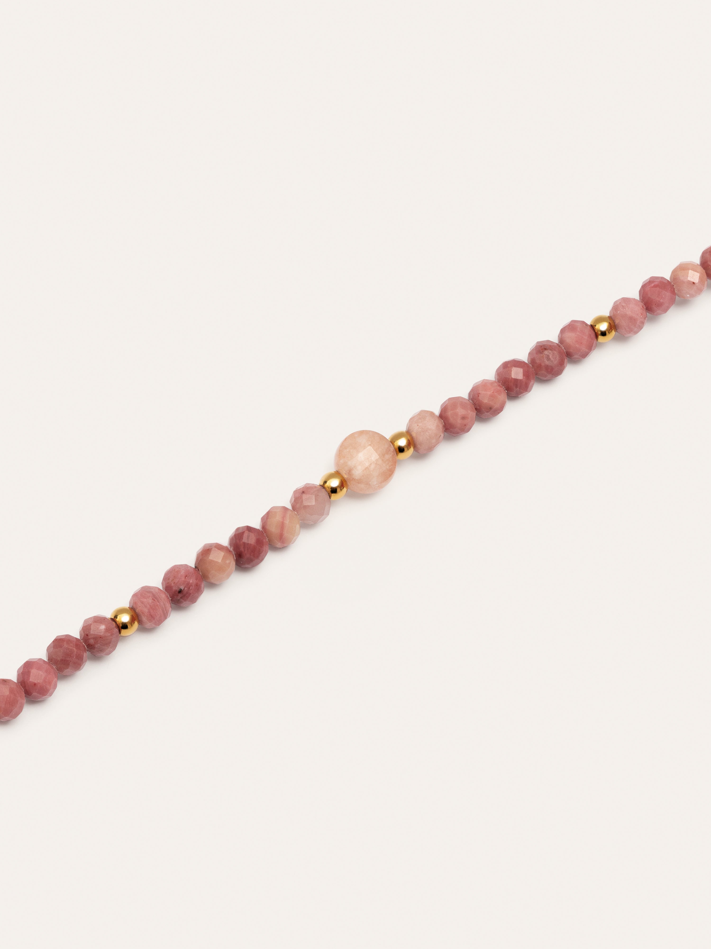 Pulsera Amulet Rodocrosita Acero Baño Oro