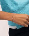 Pulseira Calypso Enamel Dots Aço Banho de Ouro - puesto en modelo