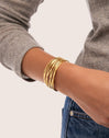 Brazalete Odisea Acero Baño Oro - puesto en modelo