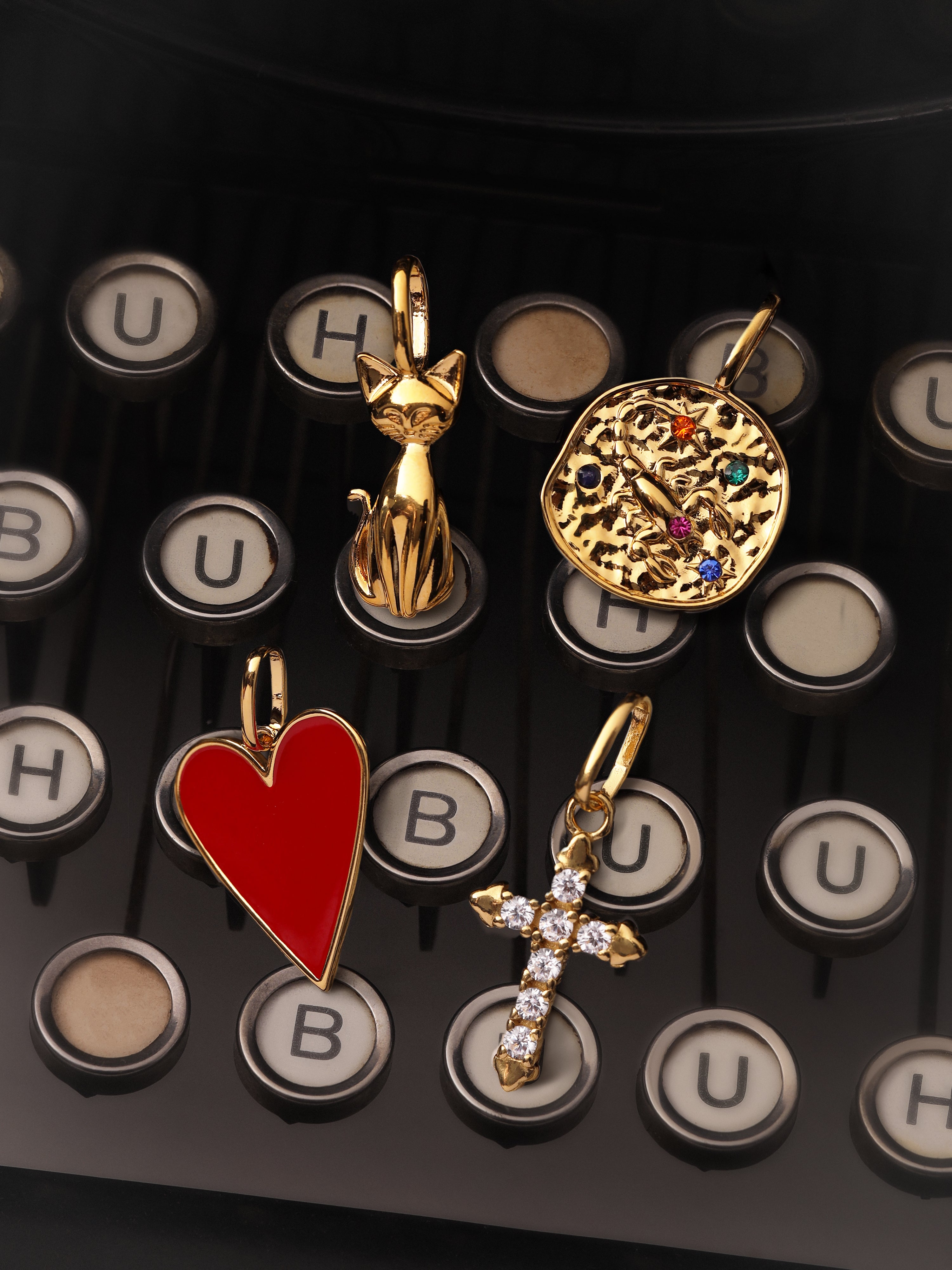 Organic Colors Zodiac Gold Charm